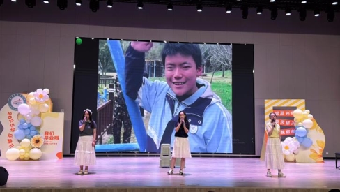 235f7b2137956cc9b4f6f1e803f142d