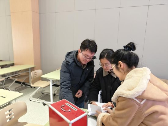 0c08c3e7e66eb140f6432bae82cb6d8